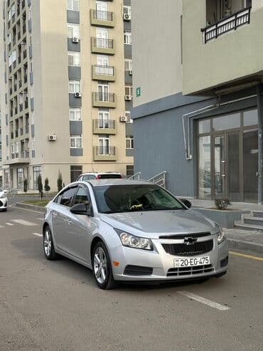 pikap maşınlar: Vuruğu udarı, dəyişən detalı yoxdur.Vini təmizdir.Koja salon, 17 lik — 3