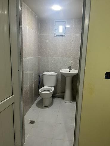 gencede ev: - Planlaşdırma: 1 otaqlı ev kirayə verilir Mətbəxi və WC evin — 5