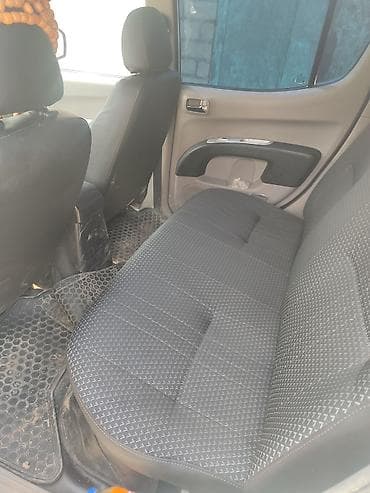 ford transit 5 1: Mitsubishi L200: 2.5 l | 2015 il 215000 km Pikap — 3