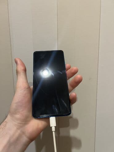 rəsmi note 9: Xiaomi Mi 9T Pro, 64 GB, rəng - Göy, 
 İki sim kartlı — 3