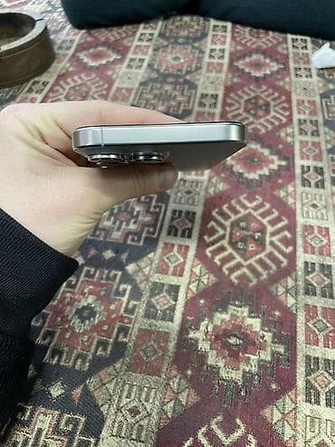 max 3: IPhone 16 Pro Max, 256 GB, Natural Titanium — 6