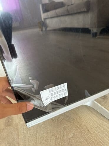 109 ekran tv: LED televizor, təxminən 109° düym ekran ölçüsü. - Nazik çərçivə — 2