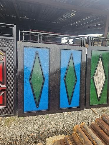 iran peci qurasdirilmasi: Butun Dəmir Darvazalar və ya həyət qapısı pult ilədə var. Balkon — 10