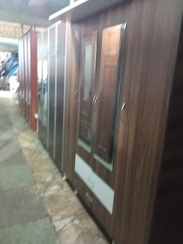 yataq otağı ucun dolaplar: 3 qapılı, Güzgülü, Ağ, Digər material, Açılan, Düz dolab — 6