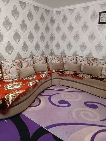 Künc divan, Divan, Bazasız, Açılmayan