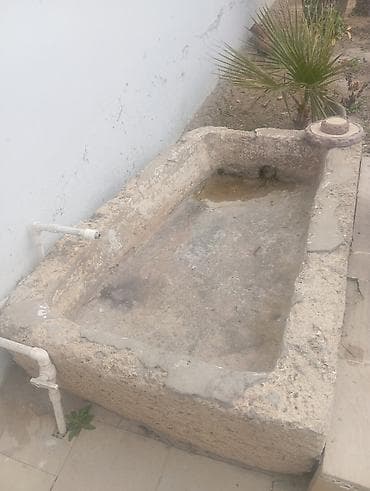 donuz yagi: Açıq havada istifadə üçün daş hovuz/çilək (su çəni) - Material: bütöv — 2