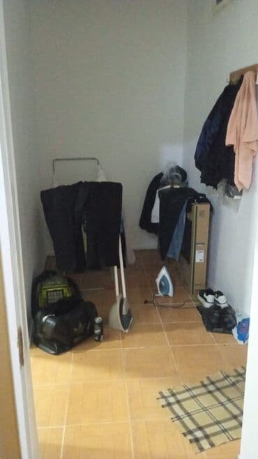 bərdədə həyət evləri: Həyətyanı, ayrıca girişli 1 mərtəbəli ev - Geniş həyət və pilləkənli — 8