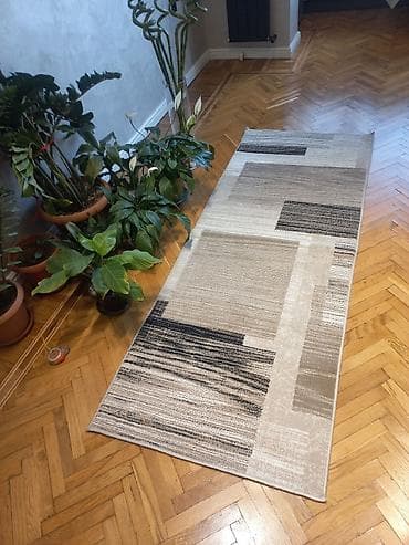 Rezin döşəmə örtüyü: Palazxalça.Məhsul: Düz koridorTəcili satılır. - Dizayn: müasir — 2