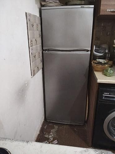 - İki qapılı soyuducu Soyuducu əla vəziyetdedir qiymetidə musanib di — 1