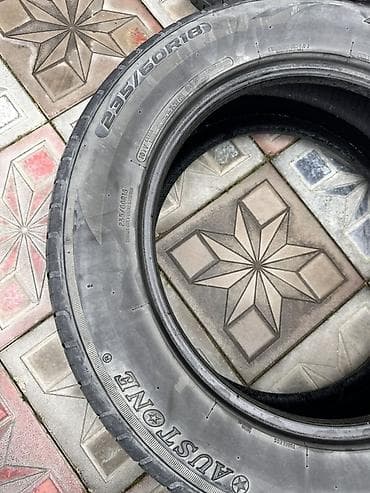 pro scooter: Şin 235 / 60 / R 18 — 2