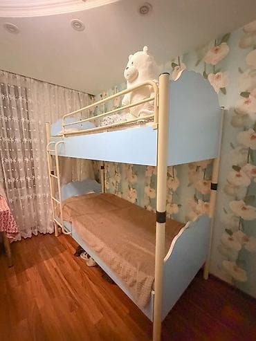 самка: Manzil 20 Yanvar metrosuna 5 daqiqalik piyada mesafesinda yerlaşir — 2