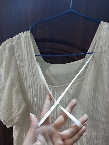 Donlar: Ağ rəngli maxi paltar - Model: Qırış effektli, yüngül və axıcı maxi — 4