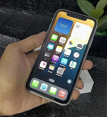 nintendo switch 2. el: IPhone 11, 128 GB, Ağ, Zəmanət, Simsiz şarj, Face ID — 4