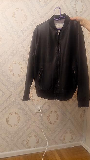 Qara rəngli kişi bomber stili gödəkçə - Material: dərini xatırladan