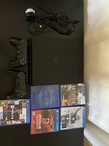 samsung note 20: PlayStation 4 Slim komplekti ENDİRİM OLACAQ Tərkib: - PlayStation 4 — 1
