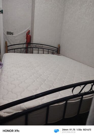 Mercedes-Benz: Sadə matras, İki nəfərlik — 3