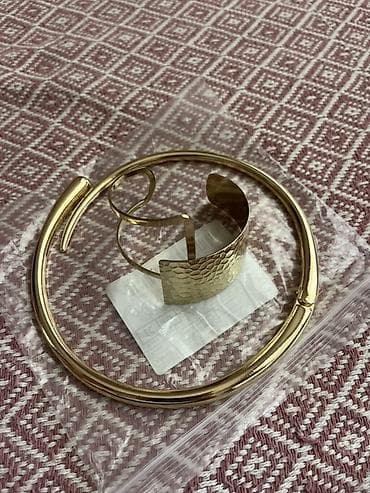 Aksesuarlar: Qızılı rəngli metal qolbaq dəsti — 1