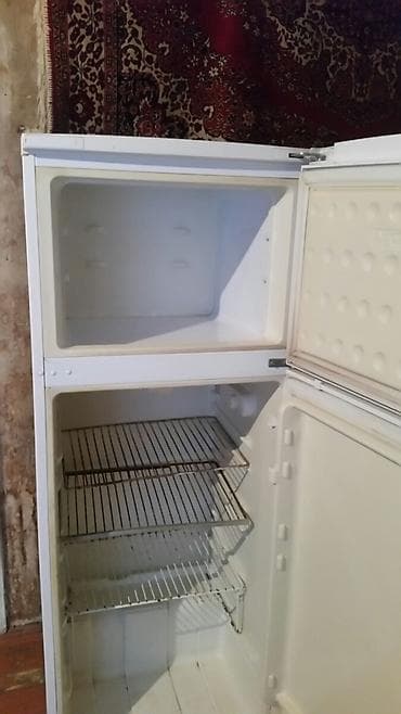 soyuducu işlenmiş: İşlənmiş 2 qapılı Beko Soyuducu Satılır, rəng - Ağ — 2