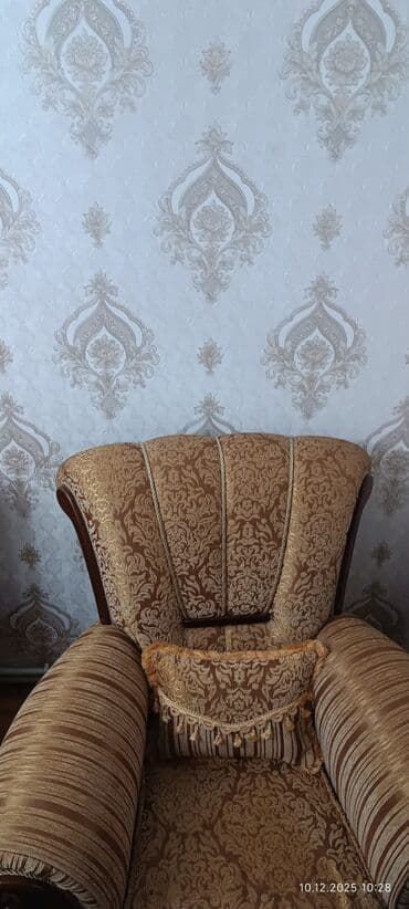Divan, İşlənmiş, Açılmayan, Bazasız, Parça lalafo.az -da Divan, İşlənmiş, Açılmayan, Bazasız, Parça