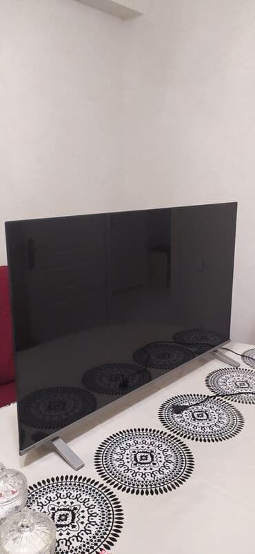 shivaki 82 ekran smart: Televizor – böyük ekranlı LED/Smart TV - Təxminən 55–65 düym — 2