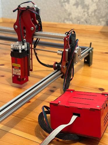 Alətlər: Alüminium karkaslı dəqiq CNC lazer oyma qurğusu Xüsusiyyətlər: - İş — 2