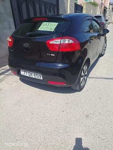 kia rio qapi: Kia Rio Hatchback – EX GDI - Kuzov: 5 qapılı hatchback, qara rəng - — 3