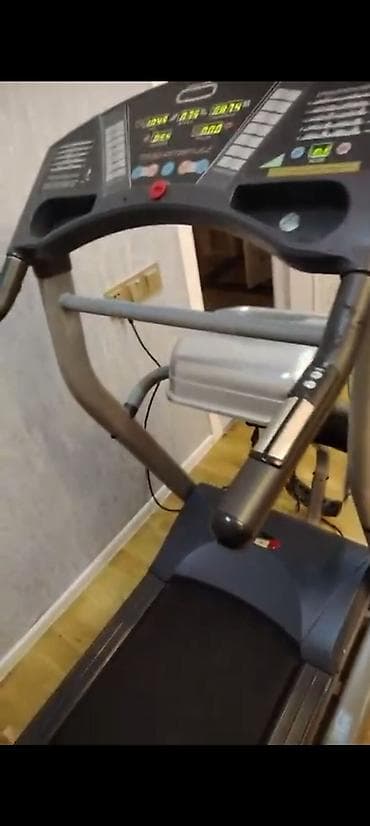 Çoxfunksiyalı qaçış trenajoru ela veziyede tecli satlir hecbir