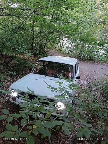 avcarka satılır: VAZ 2101 “Jiquli” – klassik 4 qapılı sedan Xarici görünüş: - Ağ rəng — 1