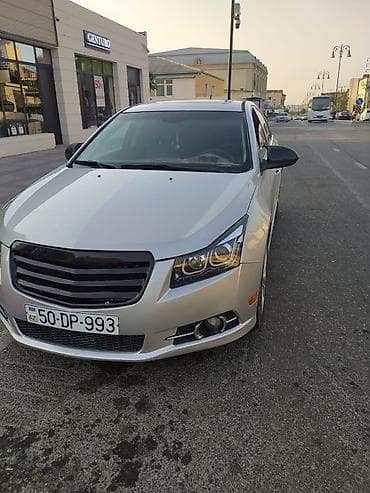 kuza satışı: Chevrolet Cruze sedan – gümüş rəng - Kuzov: 4 qapılı sedan — 1