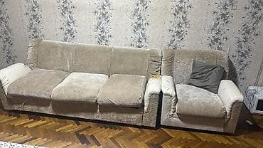 1 divan 2 kreslo satilir acılır bazalidir. endirim edildi 90 azn unvan