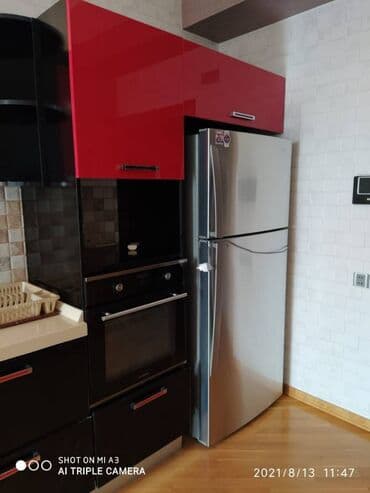 8 mikrorayon: Xətai metrosuna 16 mertebeli binanın 8-ci mərtəbəsində yerləşən — 10