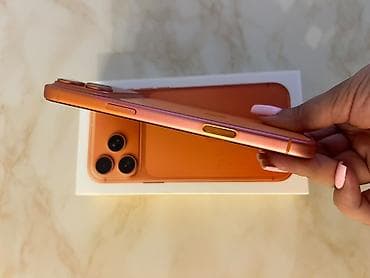 panel radiator: Məhsul: Portağal rəngli smartfon (iki kamera modullu) Sadece bezi — 2