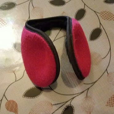 подарки для мальчиков: Oğlan uşağı üçündü qulaqlıq. (rəngi: bordo) (yenidi) (Şəhər: Gəncə) — 1
