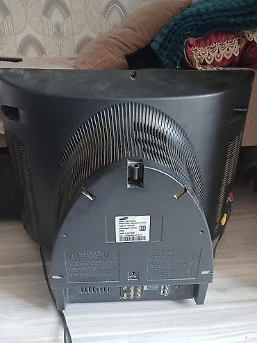 107 ekran televizor: Televizor Samsung 32" — 3