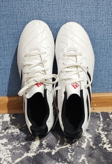 Butslar Adidas, Ölçü: 38