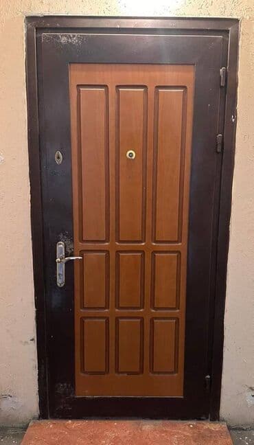 Alçipan: Dəmir seyf qapı — 1