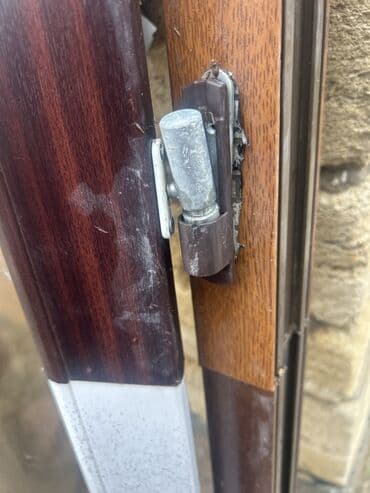 asma tavan hamam: Uzun:120 sm en:60 sm PVC şüşəli qapı - Material: PVC profil, taxta — 3