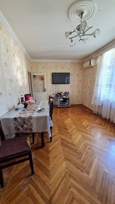 məhlə evi: Bakı, 3 otaqlı, Köhnə tikili, 60 kv. m — 1