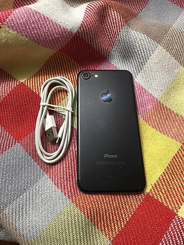 barter iphone 7: IPhone 7, 128 GB — 2