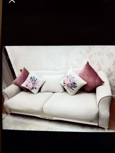 oturacaqlarin uzlenmesi: Qonaq otağı üçün, Açılmayan, Dördbucaq masa, 6 stul — 2