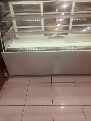 Biznes üçün avadanlıq: 💰 800 AZN – Dondurucu ❄️✨ 📍 Ünvan: Buzovna Sara04 | Kod: 1222 Şüşə — 1