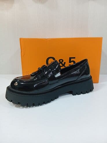 женские слипоны на высокой подошве: Qadın loafer ayaqqabısı – G&5 - Rəng: qara, parlaq lak effekti - — 3