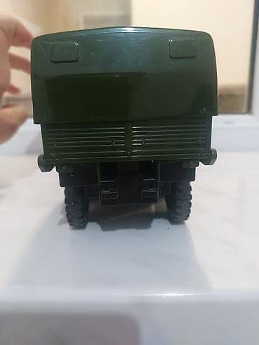 KAMAZ 6520 T yanacaq/su sisternli yük maşını oyuncaq modeli real — 8