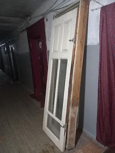 2107 qapi: Ağ rəngdə taxta iç qapı – şüşəli ela veziyetde 25manata her seyi — 2