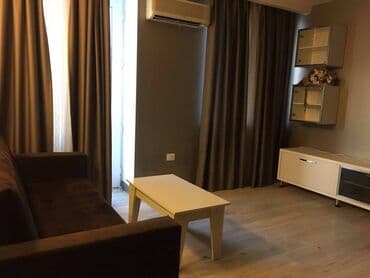 xacmazda tecili satilan evler: Bakı, 2 otaqlı, Köhnə tikili, m. Sahil, 54 kv. m — 2