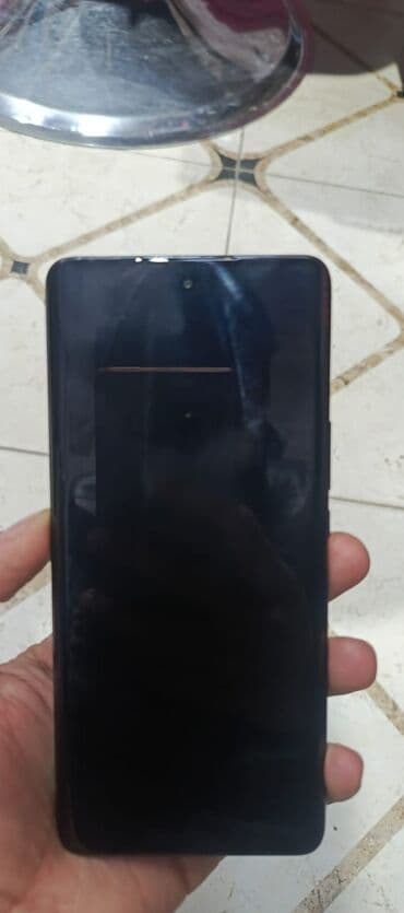 telefonlar honor: Honor 4A, 256 GB, rəng - Qara, Sensor — 2