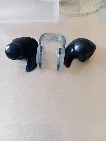 masqa: Speedo üzgüçülük dəsti hamsı biryerde satılır Tərkib: - Speedo — 4