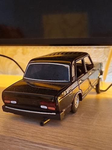 velosiped motoru satilir: Kolleksiya üçün 2107 model. endirim olacag Xüsusiyyətlər: -Qabağı — 6