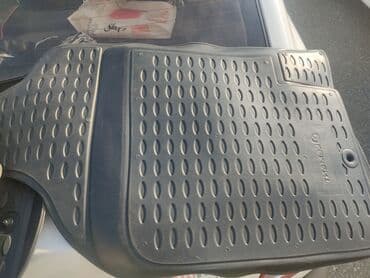 kia rio aksesuar: Avtomobil üçün ayaqaltı, İşlənmiş, Rezin, Kia Rio, Ünvandan götürmə — 2