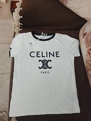 qis donlari: CELINE Paris loqolu qadın T‑şörtü - Rəng: ağ, qara detallarla - — 1